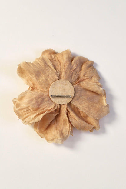 Brooch - Iris Clip